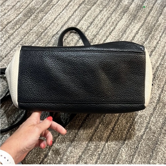 Fossil purse -EUC genuine leather - Picture 2 of 10